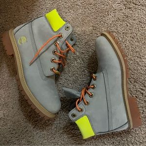 Gently used Timberland boots sz 4.5